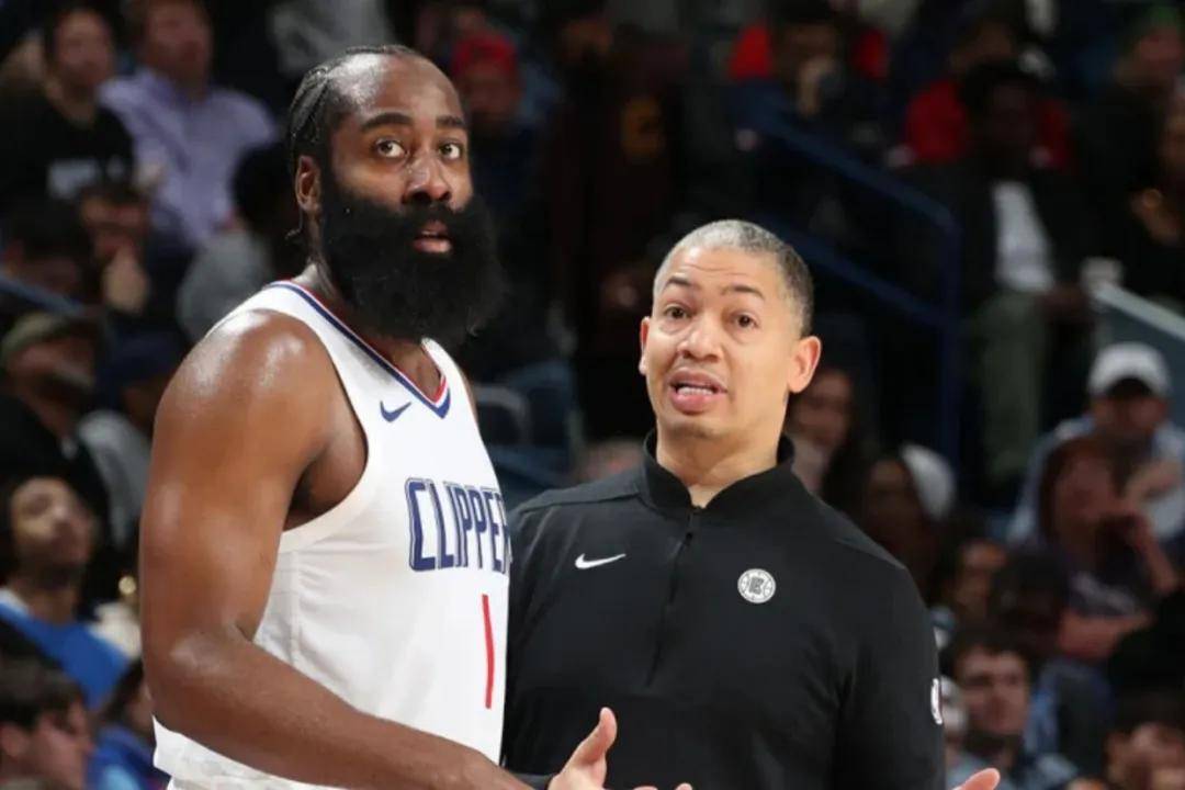 开云官网-包含哈登遭遇二十持续失利，皇家马德里教练压力巨大！赛场气氛高涨的词条