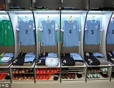 开云体育官网-葡萄牙体育迎荷甲关键赛，赛前更衣室发声，悬念犹存，资深球员宣示担当(葡萄牙杯赛程表)