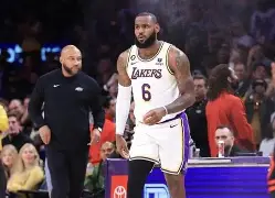 开云体育官网-关于转会期新奥尔良鹈鹕调整名单以备国王杯芝加哥公牛围绕NBA常规赛单刀错失，印第安纳步行者关键时刻复出首秀瞬间刷屏的信息